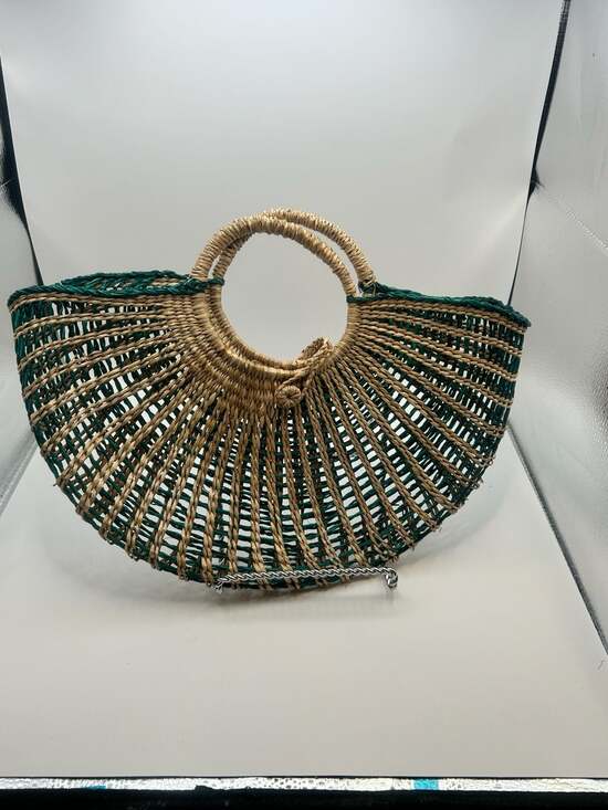 Unknown Handbags - Two-Tone Woven Straw Top Handle Bag